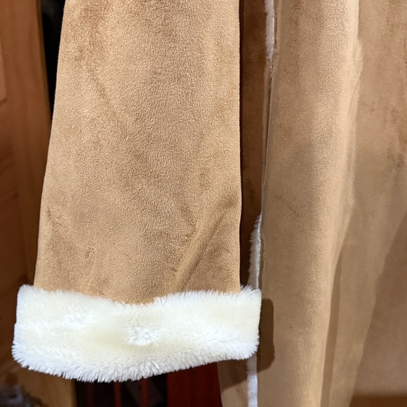 Ralph Lauren Ultrasuede Long Coat faux sheepskin in excellent condition - Picture 4 of 11